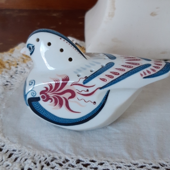 Soap Dish and Pomander Elizabeth Arden✨Host Pick✨ - Picture 7 of 11